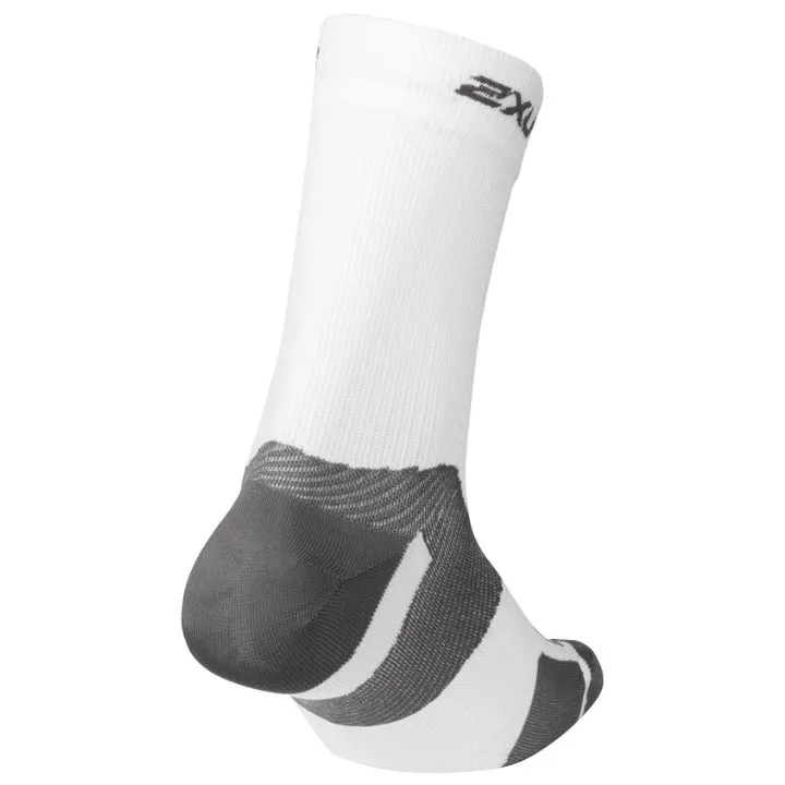 2XU UA5051E Vectr Ultralight Crew Socks