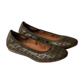 Kumiko Ballet Flat (Moss)