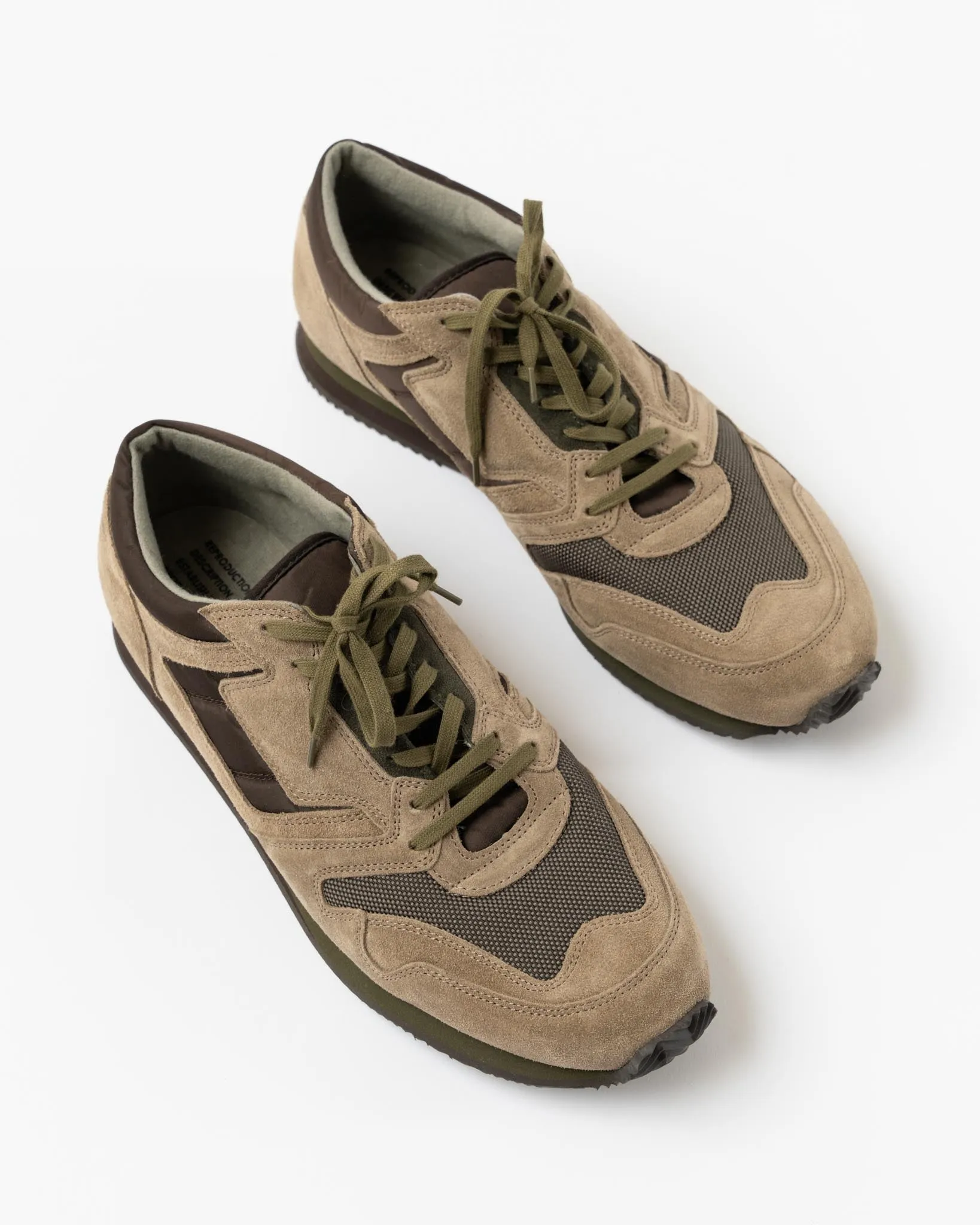 Reproduction of Found British Military Trainer 1800FS in Beige/Olive